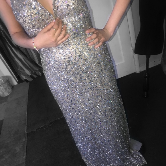 SEQUIN PROM DRESS - Picture 2 of 5